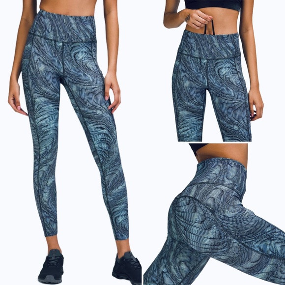 LULULEMON Fast & Free High Rise Tights 25". Inside tag removed for comfort - Picture 10 of 11